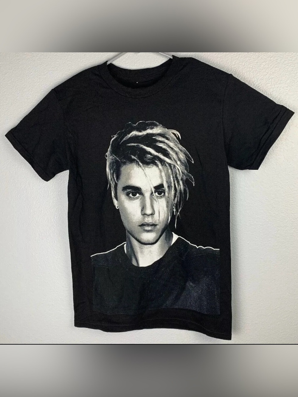 Justin Bieber Tour Shirt Black Short Sleeve Adult Small NEW